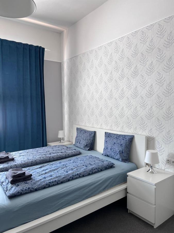 Downtown Apartment *